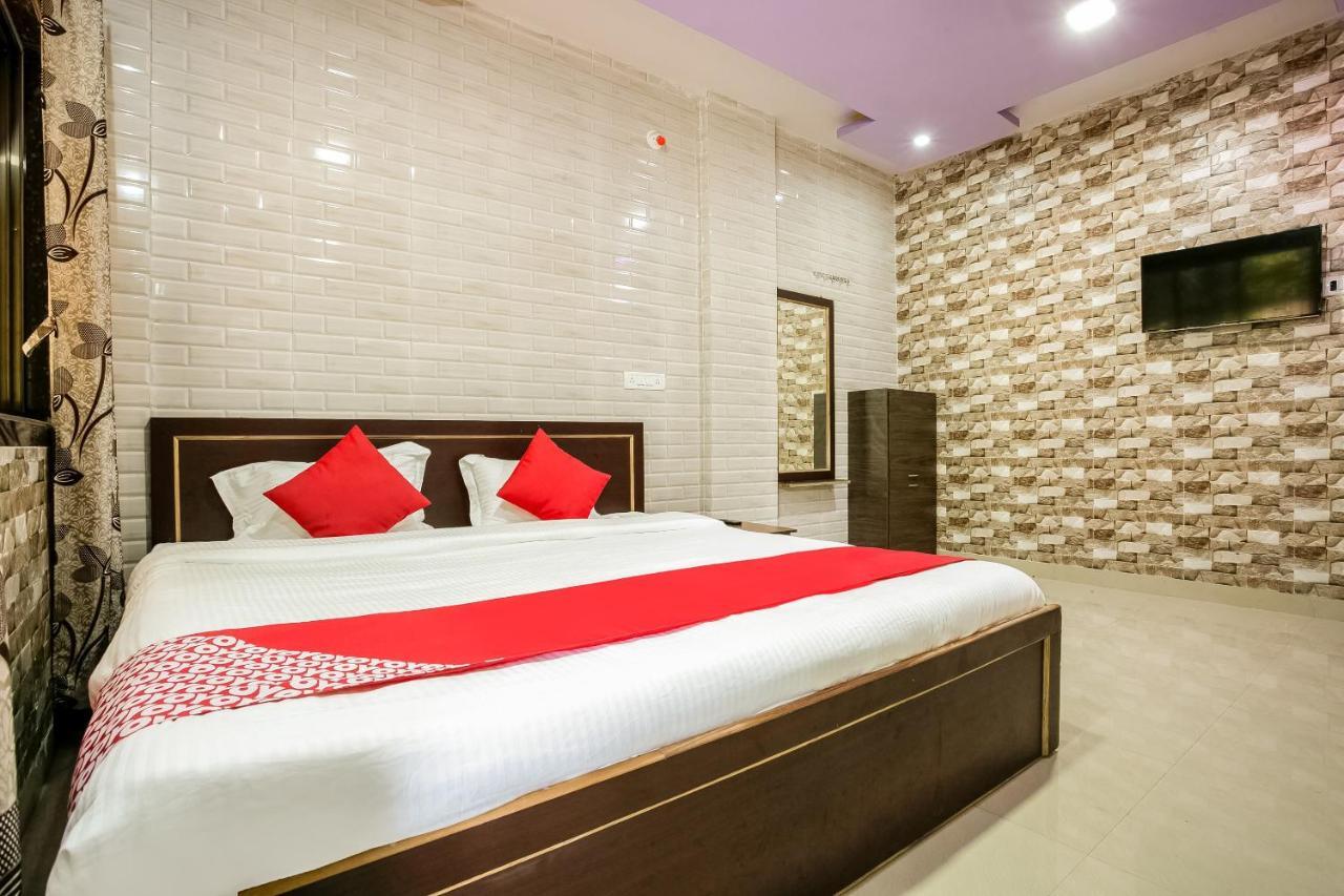 Oyo 63030 Mhatre Farm & Resort Chinchani Extérieur photo