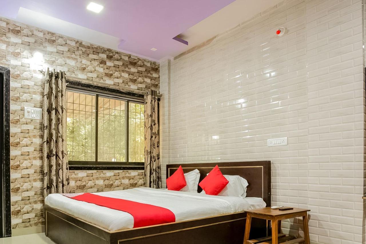 Oyo 63030 Mhatre Farm & Resort Chinchani Extérieur photo